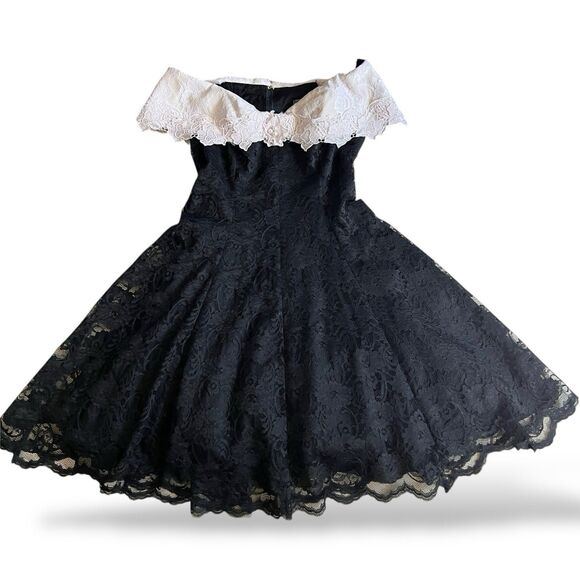 Vintage 90s Cachet Black Lace Prom Dress Size Large Off Shoulder Tulle Goth - Picture 1 of 9